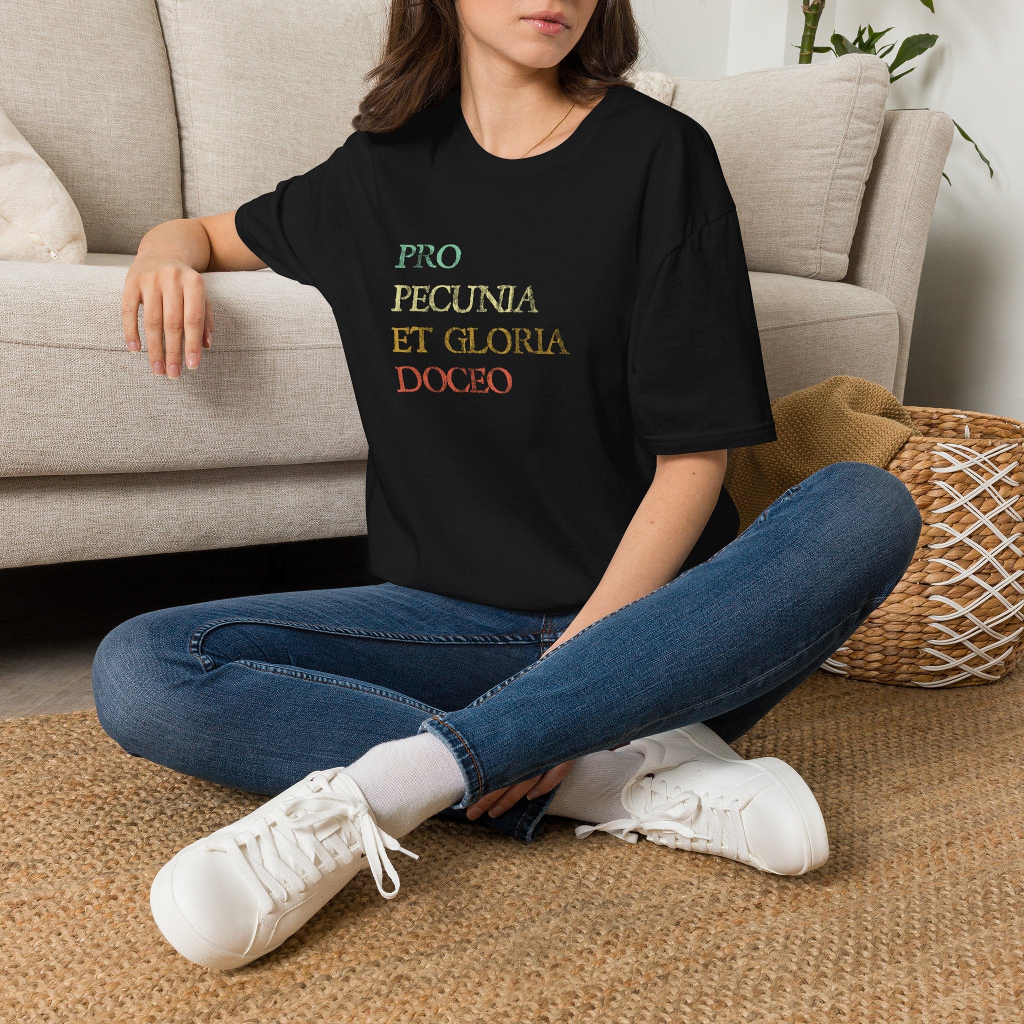 Pro Pecunia Et Gloria Doceo Vintage Latin Shirt